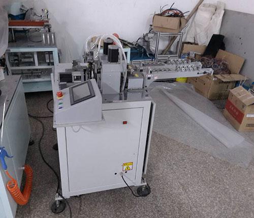 广州非标自动化设备工业自动化设备保护器自动剥线焊线机